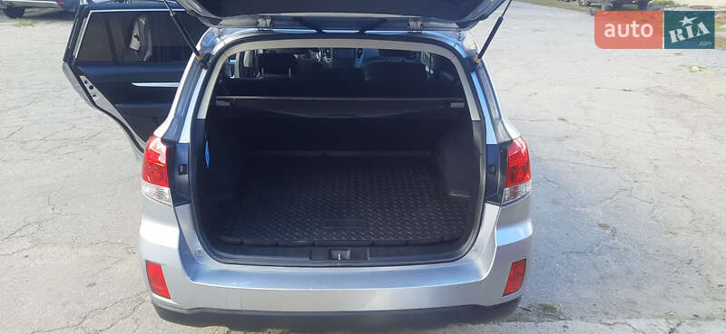 Универсал Subaru Outback 2013 в Павлограде