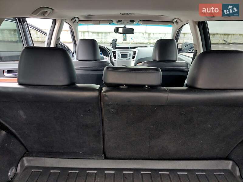 Универсал Subaru Outback 2012 в Киеве