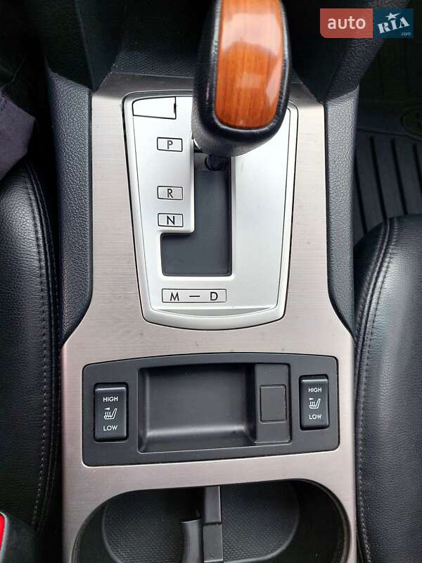Универсал Subaru Outback 2012 в Киеве