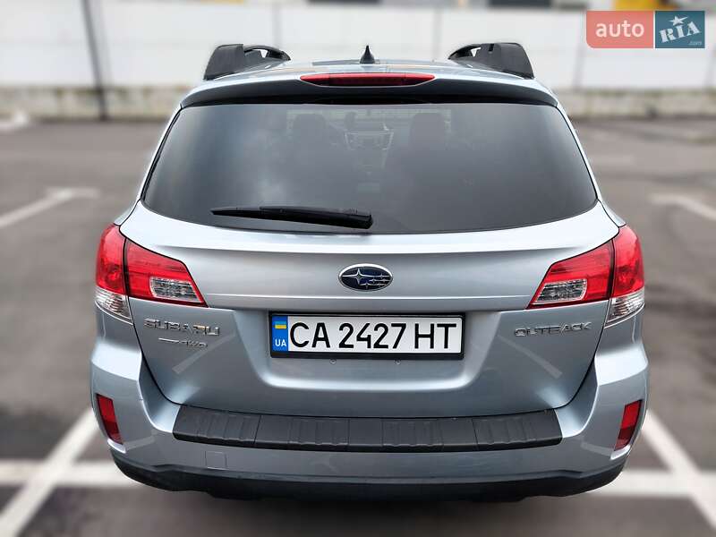 Универсал Subaru Outback 2012 в Киеве