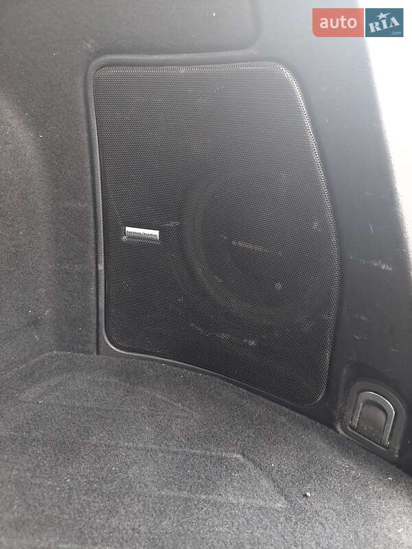 Универсал Subaru Outback 2012 в Киеве