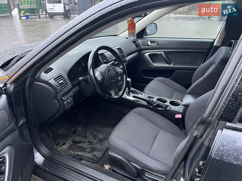 Универсал Subaru Outback 2008 в Новомосковске
