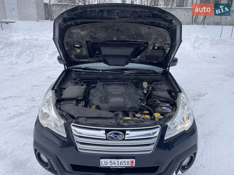 Универсал Subaru Outback 2013 в Львове