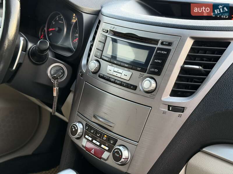 Универсал Subaru Outback 2012 в Черкассах