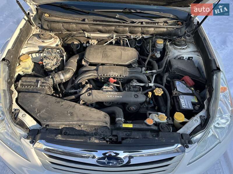 Универсал Subaru Outback 2010 в Обухове фото 24 Универсал Subaru Outback 2010 в Обухове