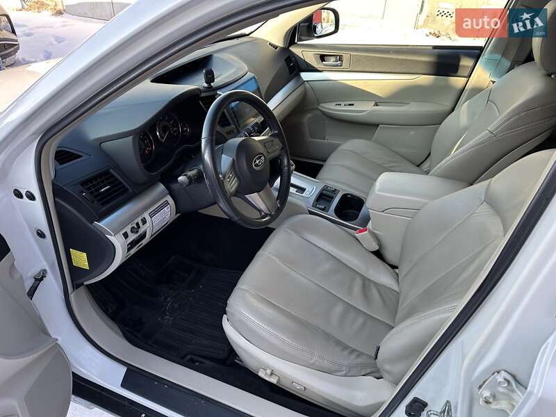 Универсал Subaru Outback 2010 в Обухове фото 28 Универсал Subaru Outback 2010 в Обухове
