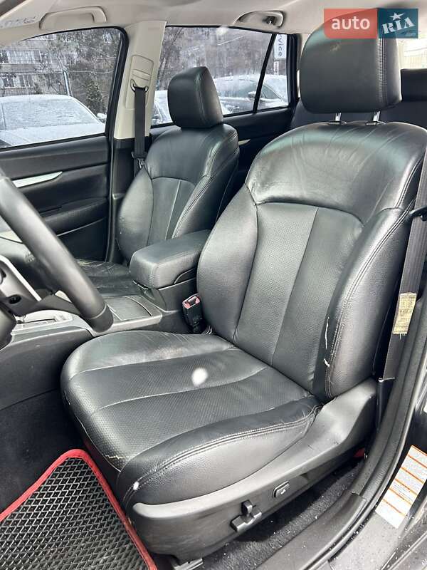 Универсал Subaru Outback 2011 в Сумах