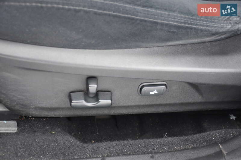 Универсал Subaru Outback 2010 в Львове