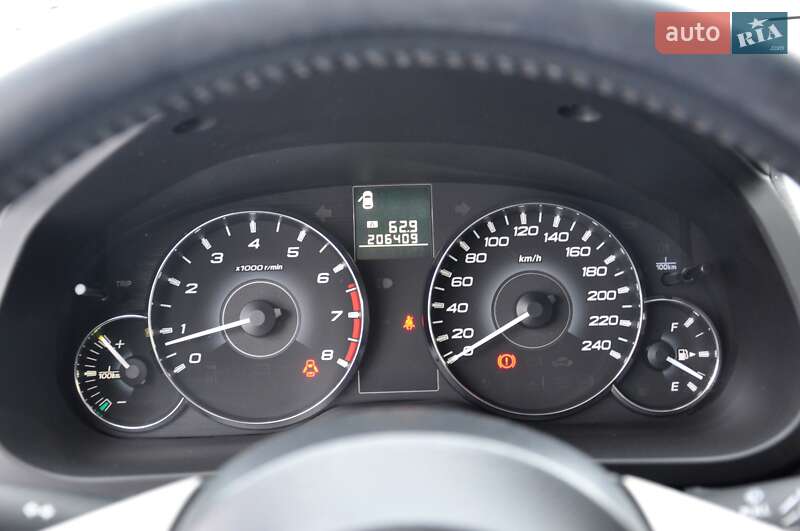 Универсал Subaru Outback 2010 в Львове