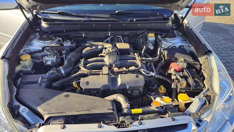 Универсал Subaru Outback 2013 в Киеве фото 12 Универсал Subaru Outback 2013 в Киеве
