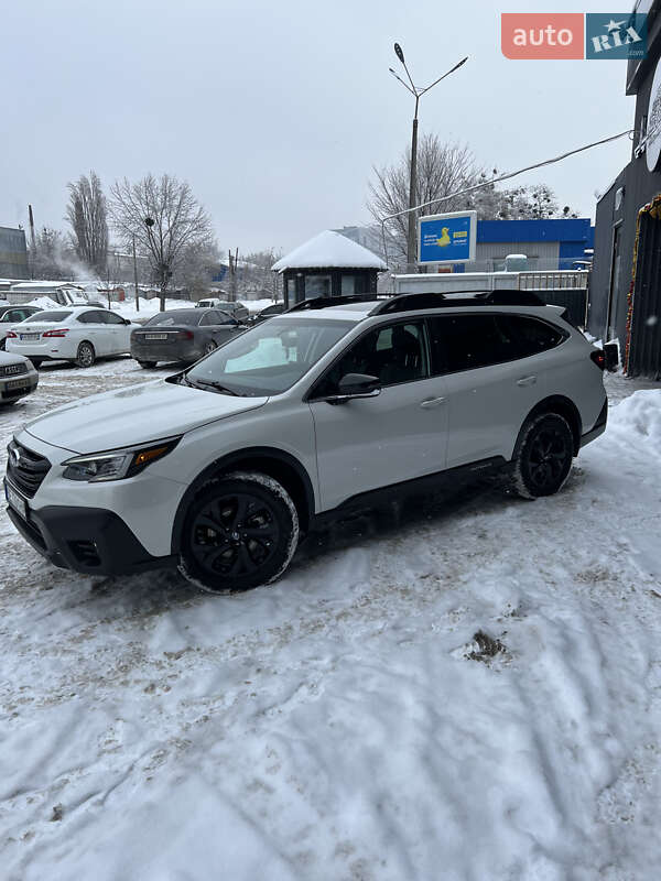 Универсал Subaru Outback 2021 в Киеве