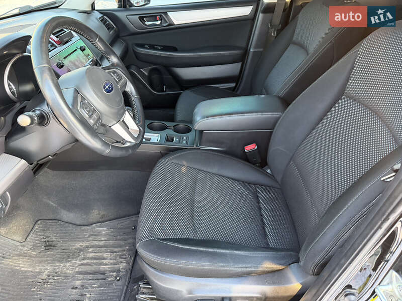 Универсал Subaru Outback 2015 в Хороле