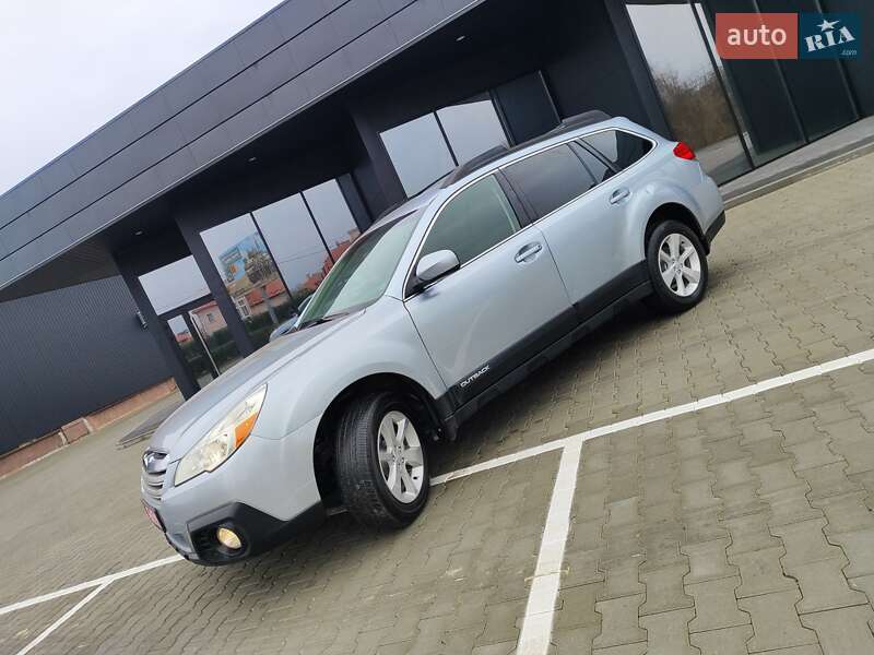Универсал Subaru Outback 2013 в Шептицькому