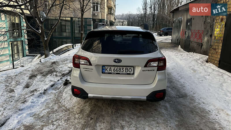 Универсал Subaru Outback 2014 в Киеве