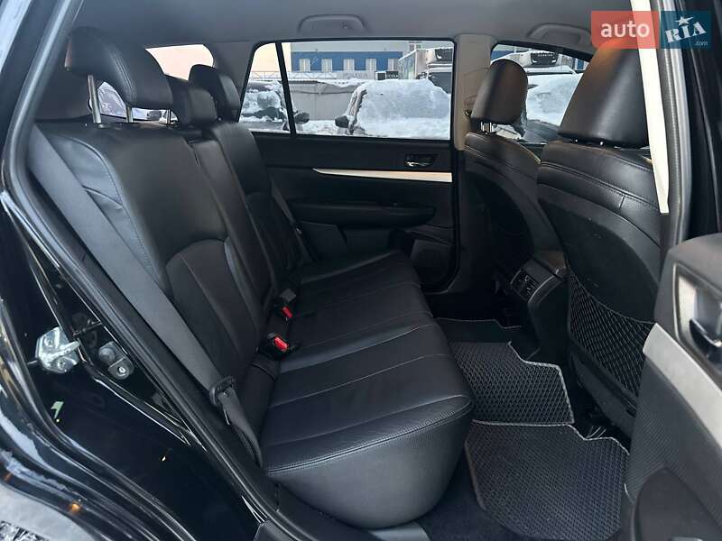 Универсал Subaru Outback 2013 в Киеве