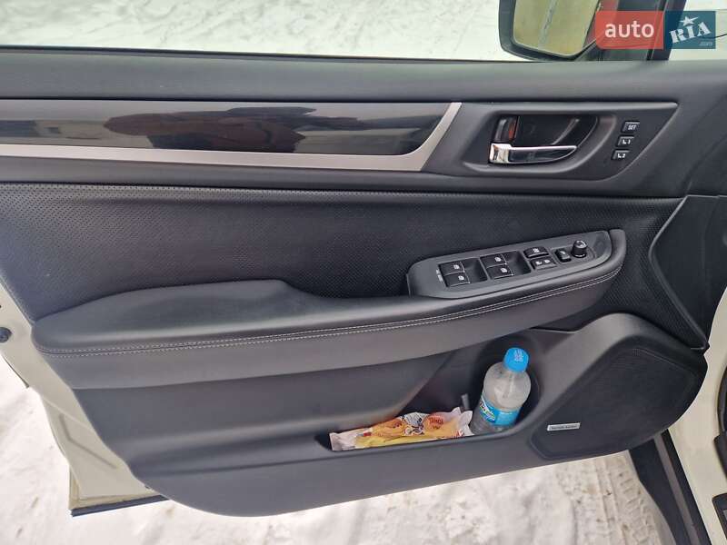 Универсал Subaru Outback 2015 в Виноградове