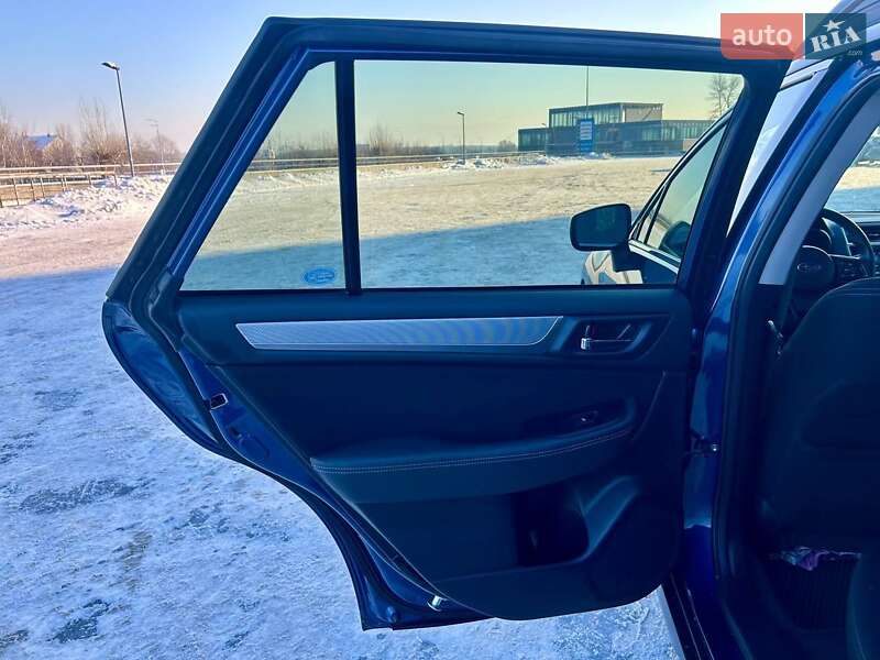 Универсал Subaru Outback 2019 в Киеве