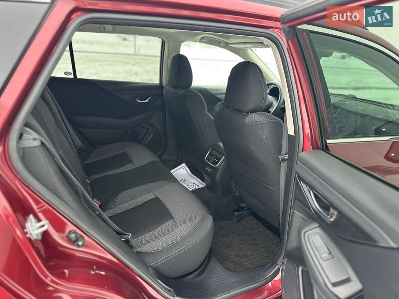 Внедорожник / Кроссовер Subaru Outback 2022 в Ровно