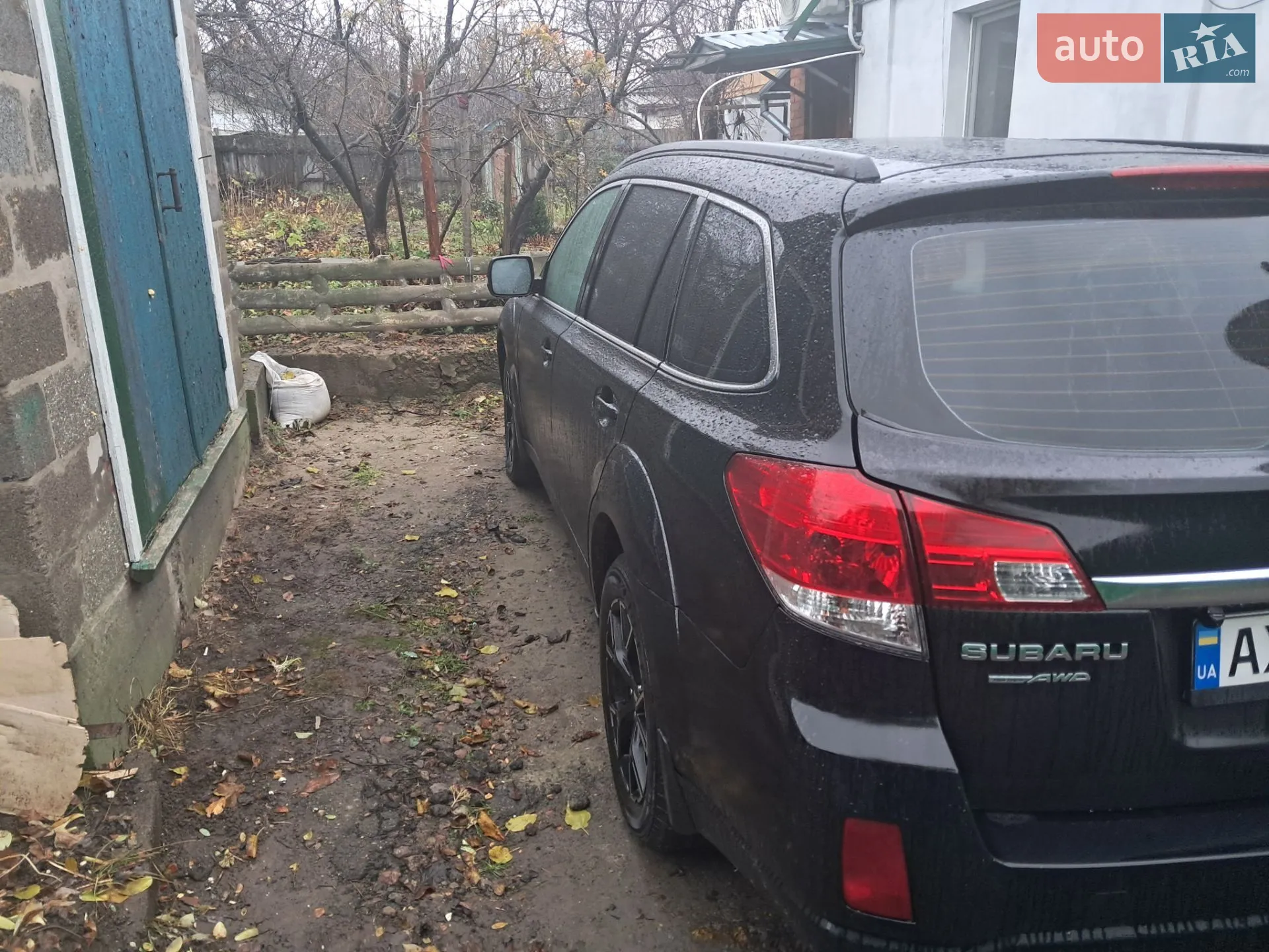 2011 Subaru Outback - мініатюра 2