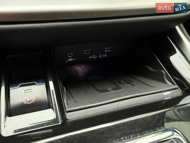 Универсал Subaru Outback 2019 в Киеве фото 26 Универсал Subaru Outback 2019 в Киеве