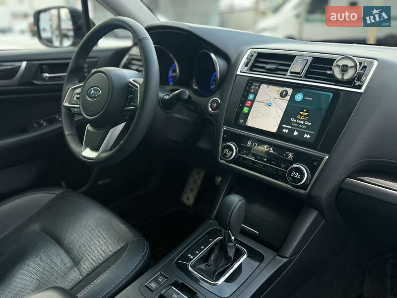 Универсал Subaru Outback 2018 в Киеве