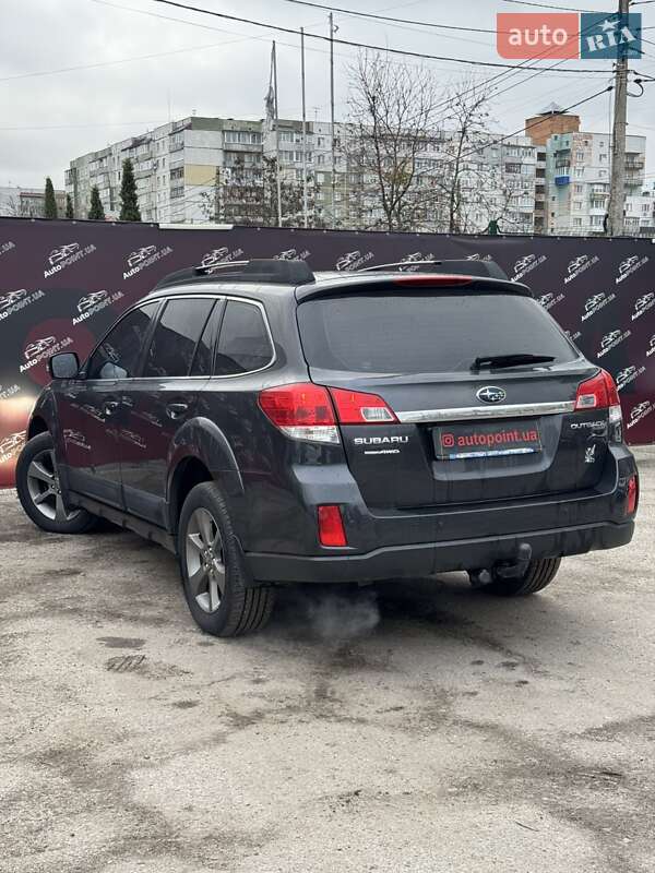 Універсал Subaru Outback 2014 в Сумах