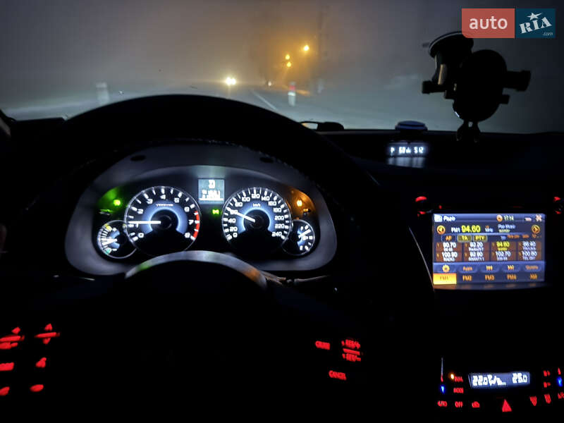 Универсал Subaru Outback 2010 в Львове