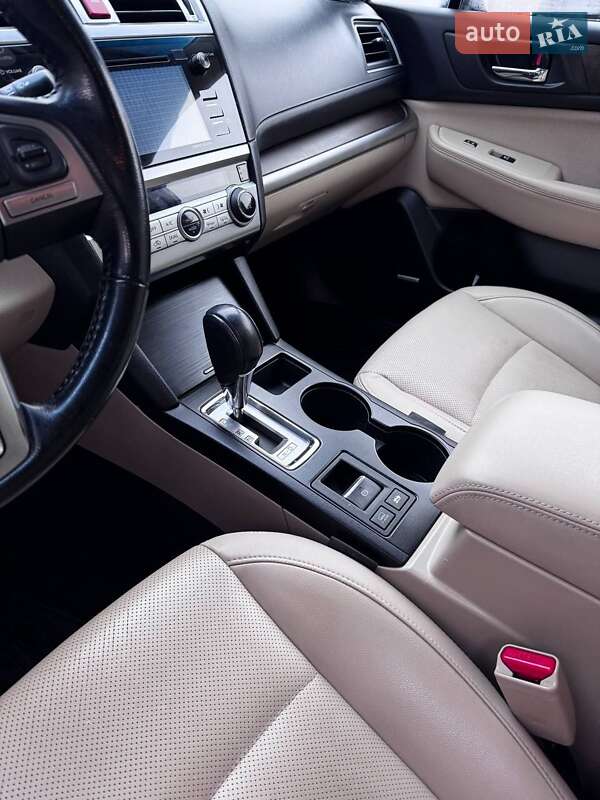 Универсал Subaru Outback 2015 в Кропивницком