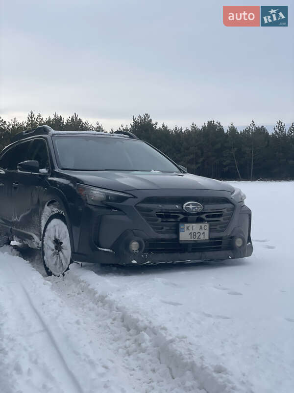 Позашляховик / Кросовер Subaru Outback 2022 в Києві