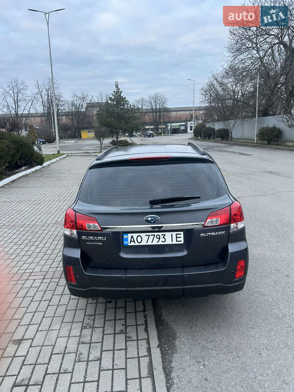 Универсал Subaru Outback 2009 в Ужгороде