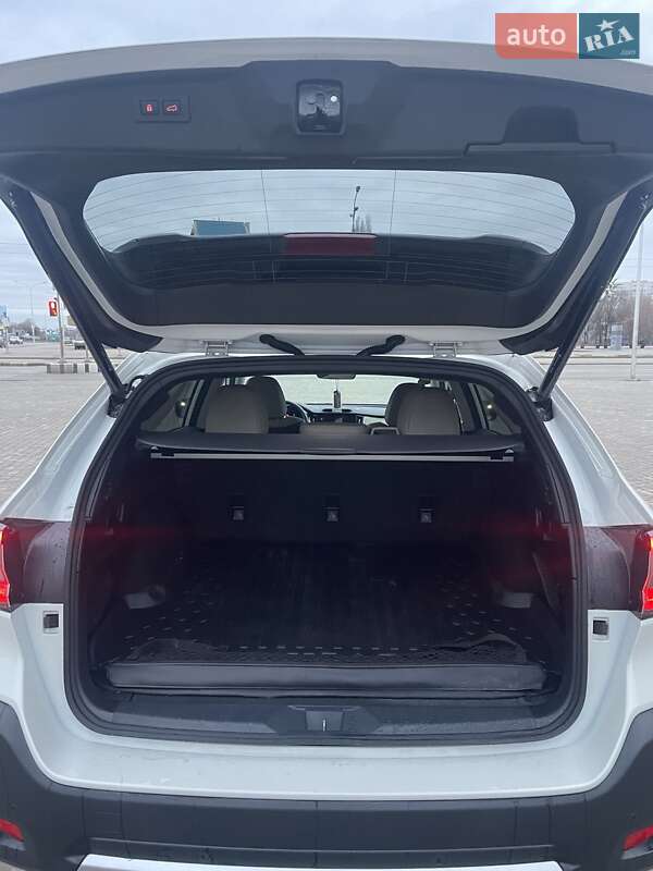 Універсал Subaru Outback 2022 в Харкові