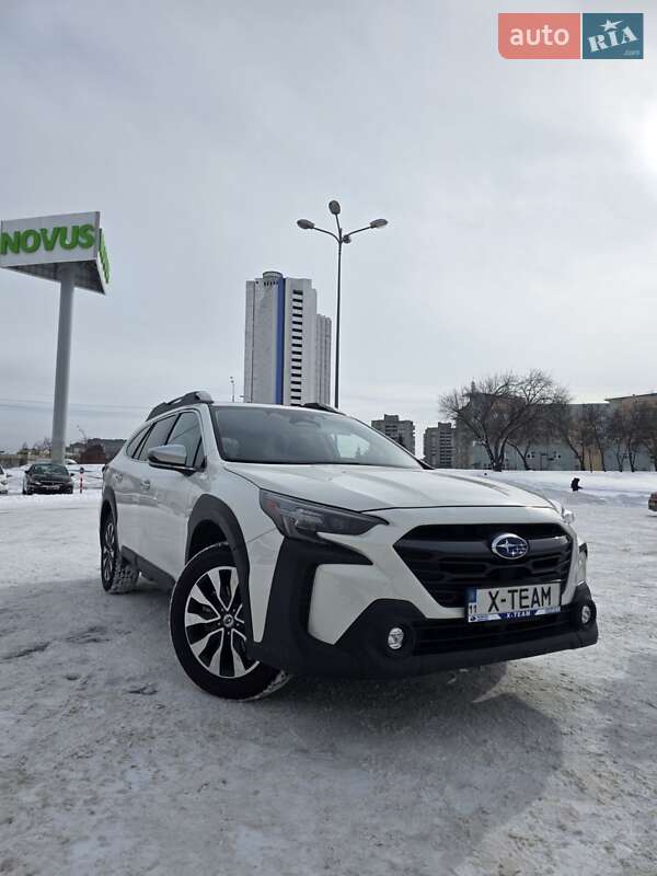 Внедорожник / Кроссовер Subaru Outback 2023 в Киеве