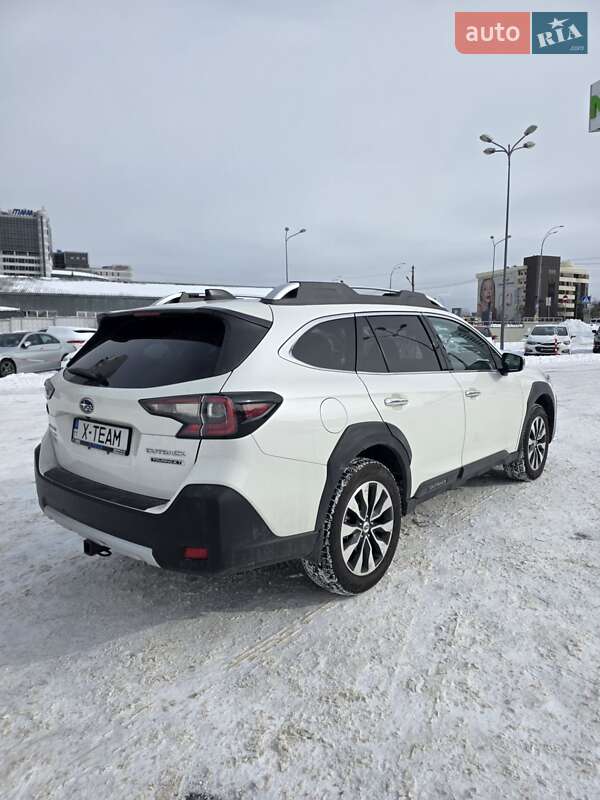 Внедорожник / Кроссовер Subaru Outback 2023 в Киеве