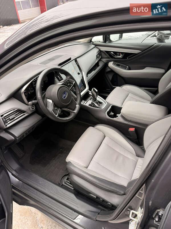 Позашляховик / Кросовер Subaru Outback 2020 в Києві