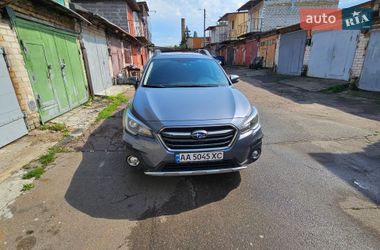 Универсал Subaru Outback 2018 в Киеве