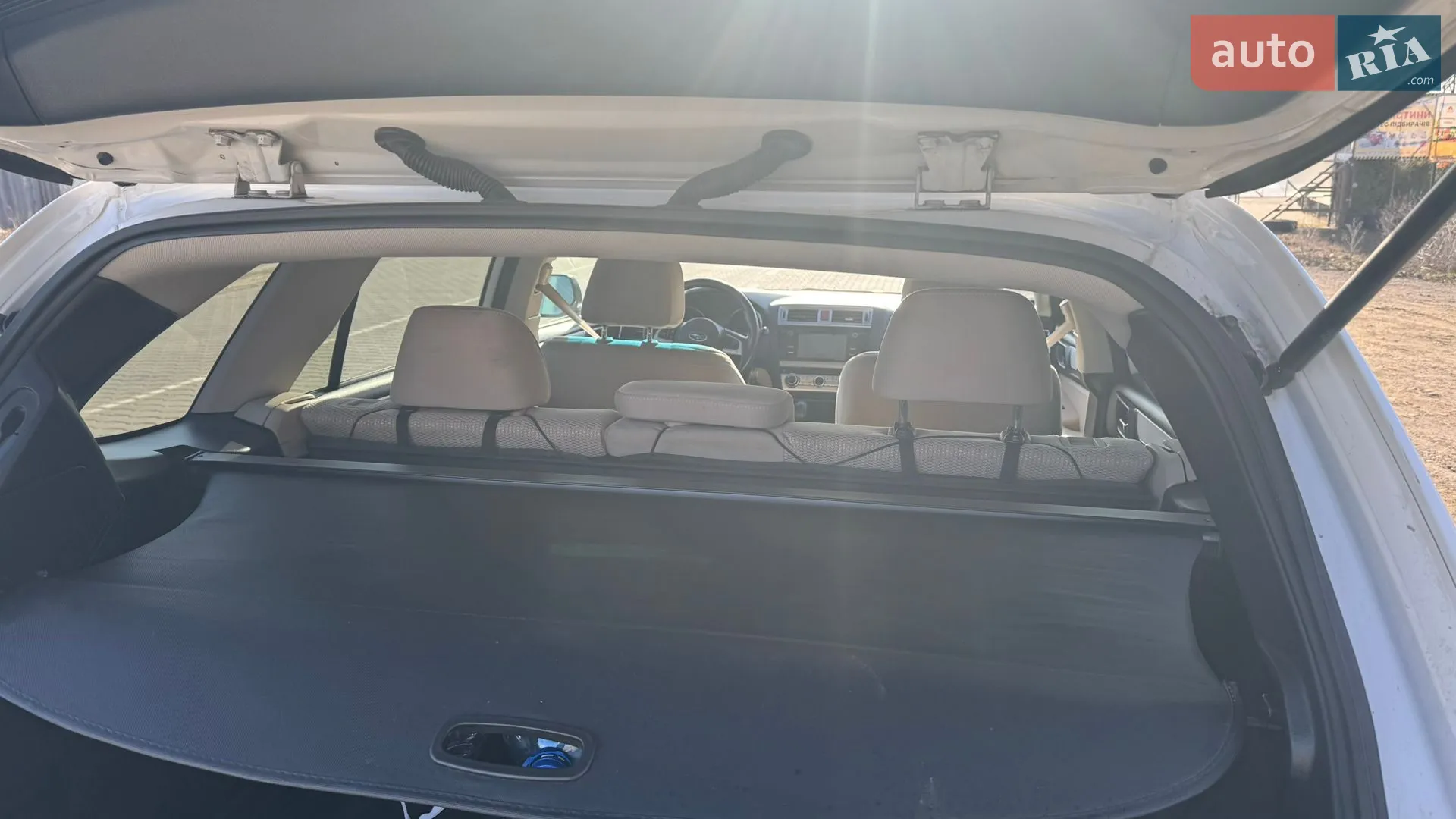 2015 Subaru Outback - мініатюра 4