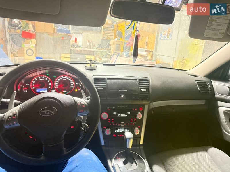 Универсал Subaru Outback 2007 в Киеве