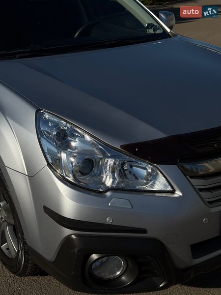 Универсал Subaru Outback 2012 в Киеве