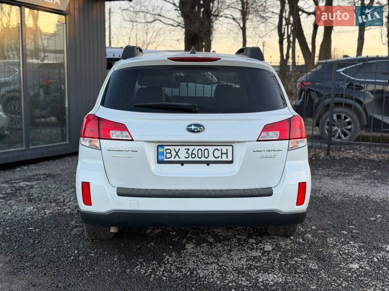 Універсал Subaru Outback 2011 в Хмельницькому