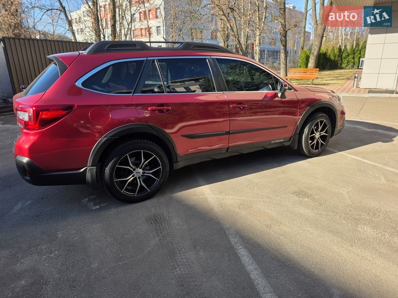 Універсал Subaru Outback 2018 в Києві