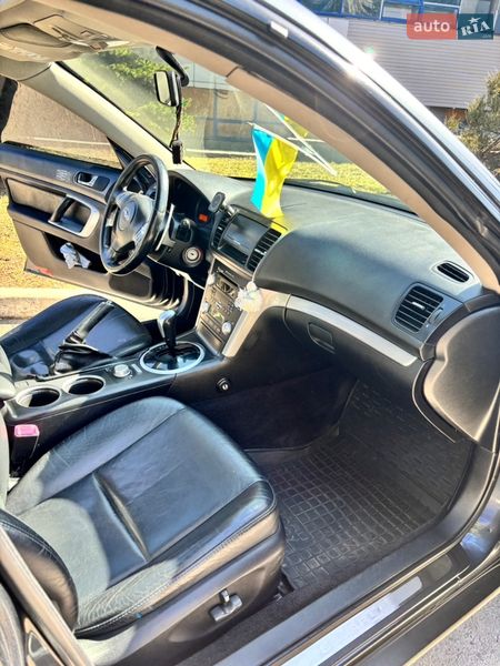 Універсал Subaru Outback 2008 в Дніпрі