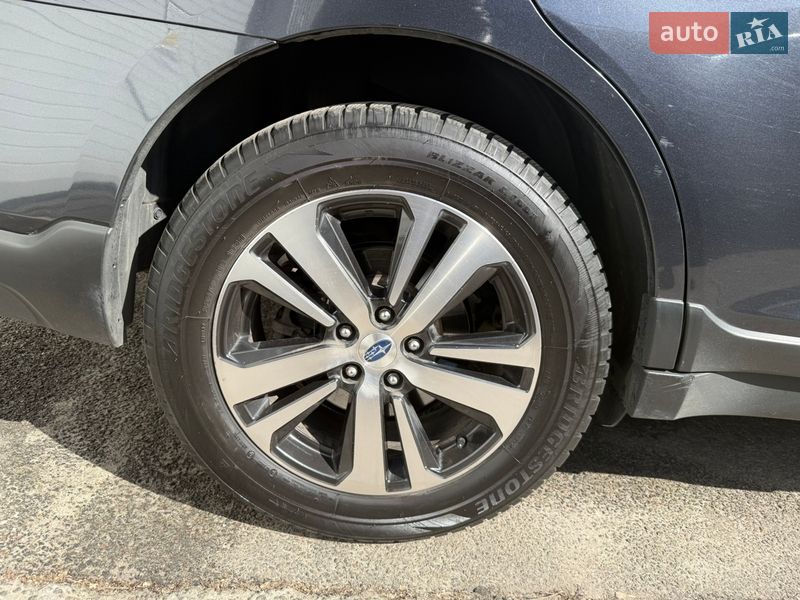 Универсал Subaru Outback 2018 в Киеве