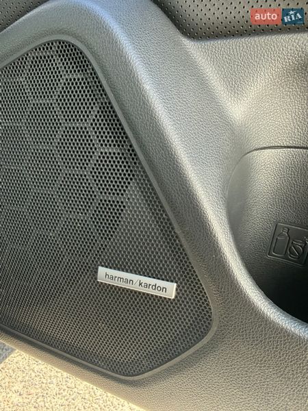 Универсал Subaru Outback 2018 в Киеве