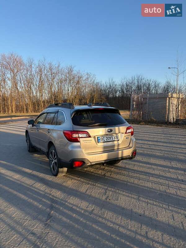 Универсал Subaru Outback 2018 в Львове