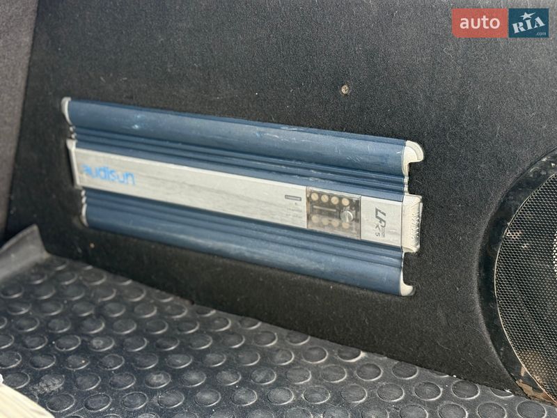 Універсал Subaru Outback 2005 в Дніпрі