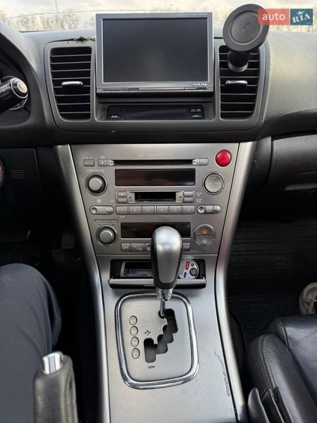 Універсал Subaru Outback 2005 в Дніпрі