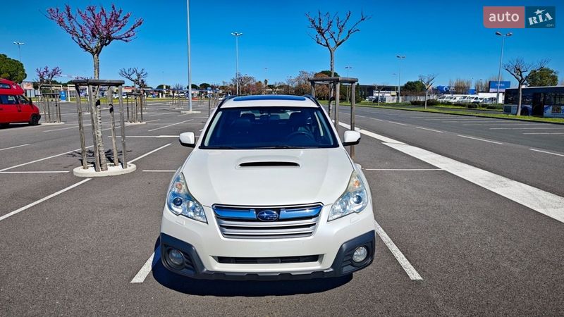 Subaru Outback 2014