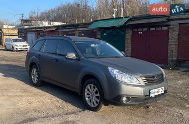Універсал Subaru Outback 2011 в Києві