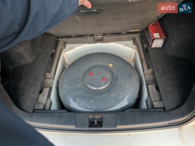 Универсал Subaru Outback 2010 в Ивано-Франковске