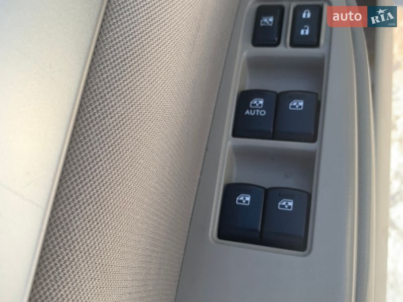 Универсал Subaru Outback 2013 в Вишневом фото 11 Универсал Subaru Outback 2013 в Вишневом